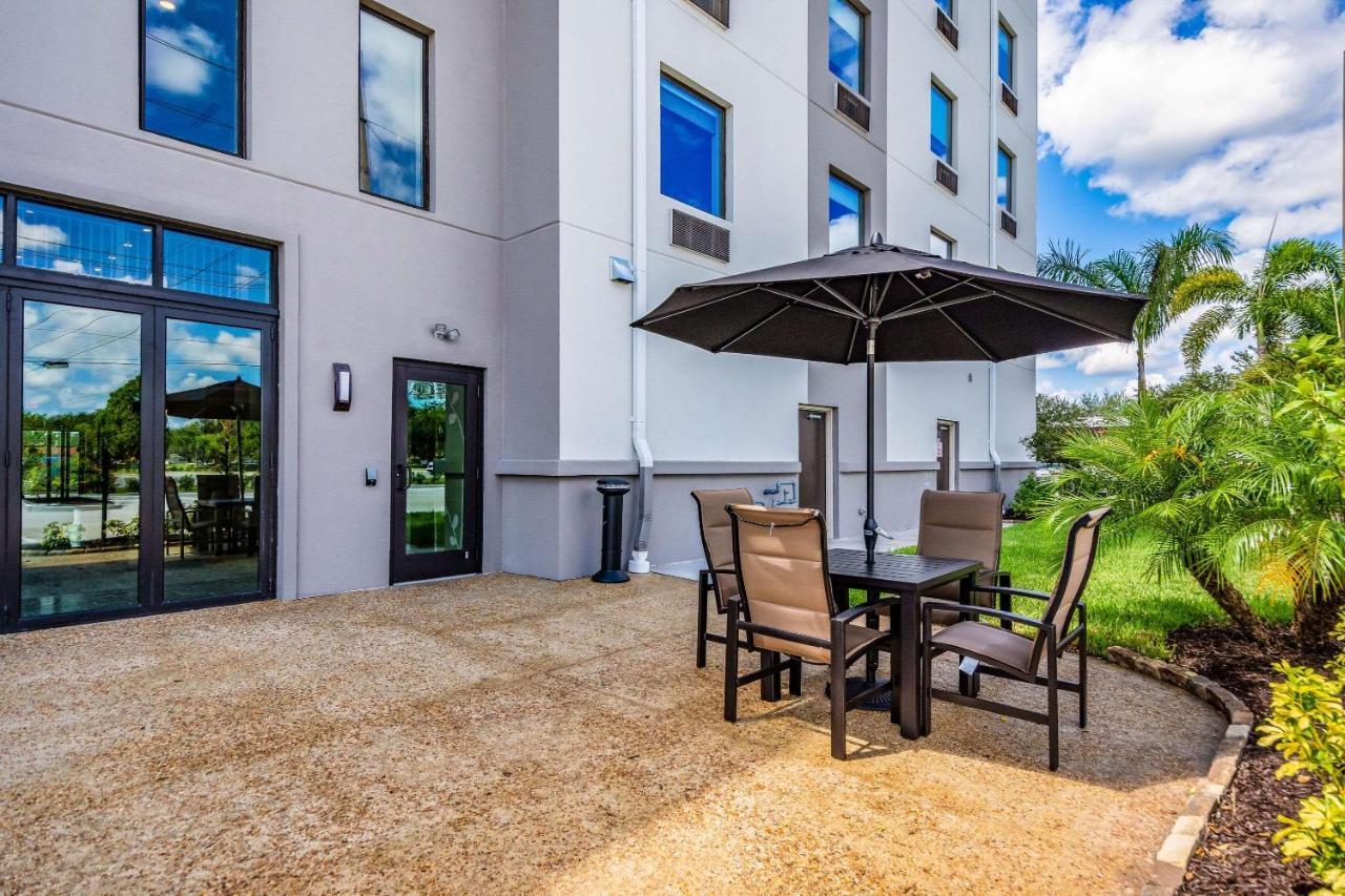 Mainstay Suites Sarasota I-75 Fruitville Bagian luar foto