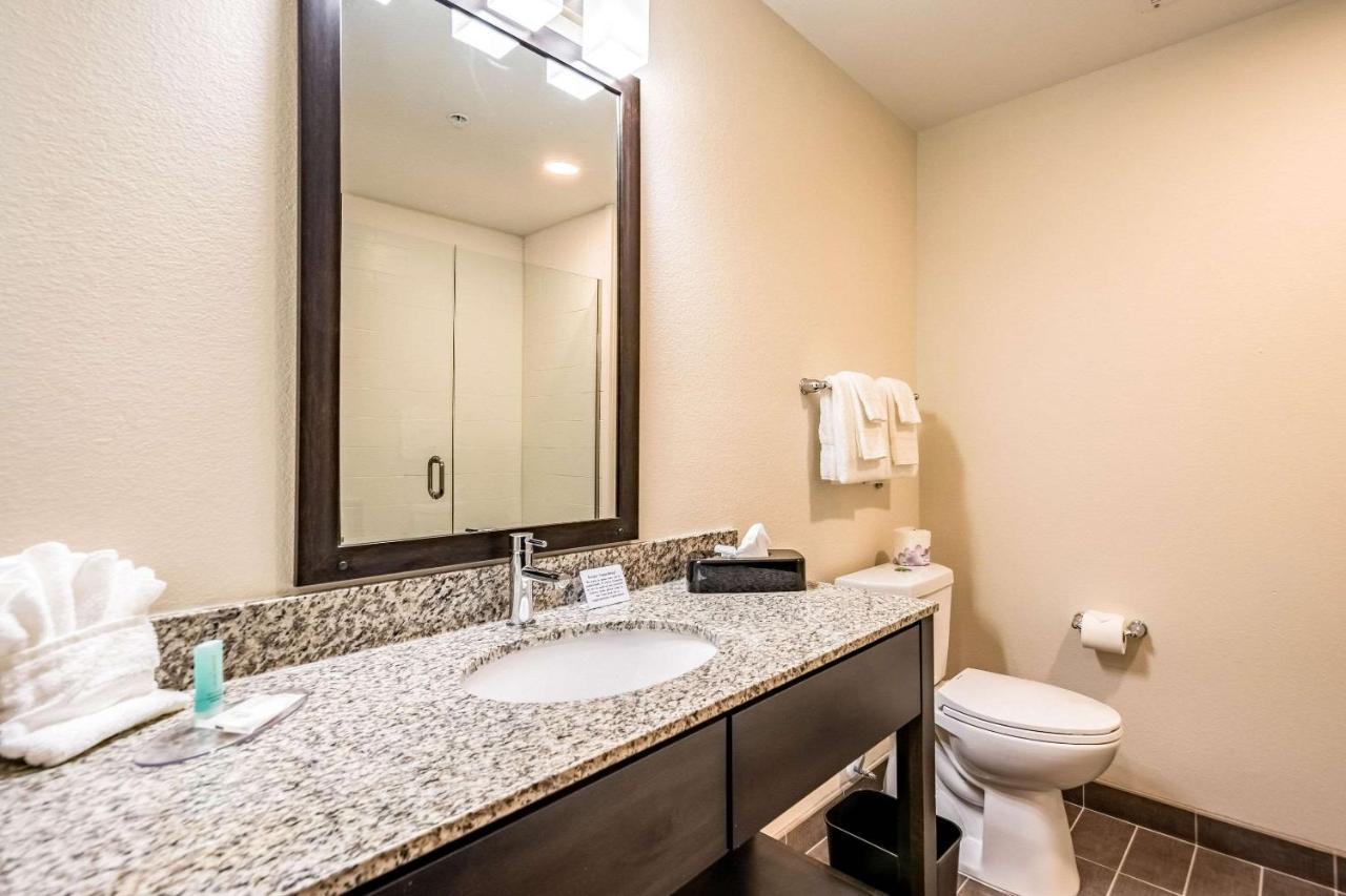 Mainstay Suites Sarasota I-75 Fruitville Bagian luar foto