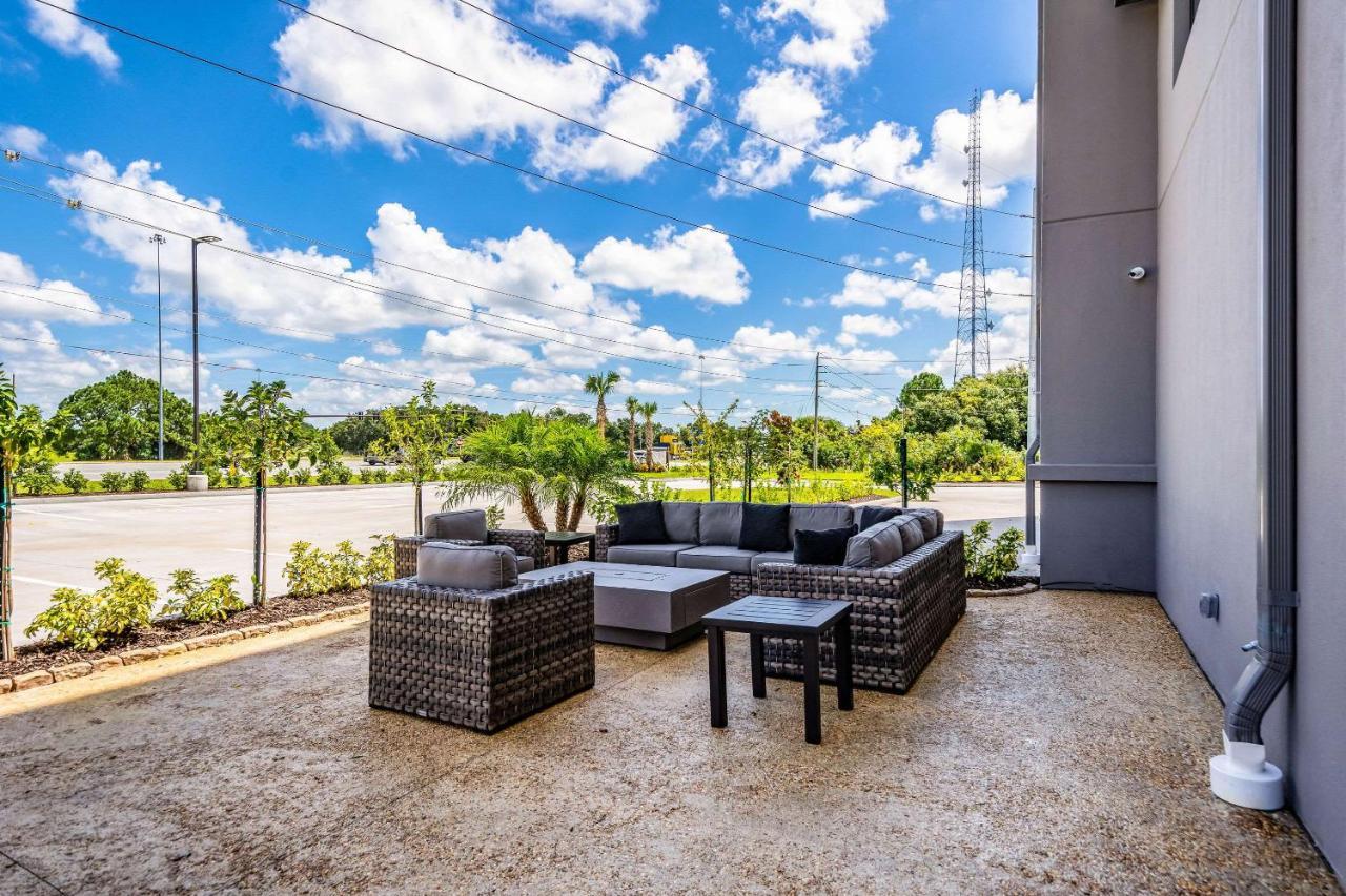 Mainstay Suites Sarasota I-75 Fruitville Bagian luar foto